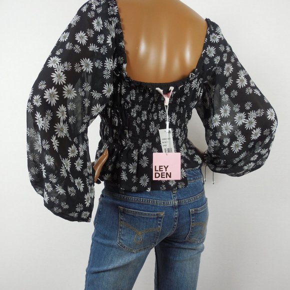 LEYDEN L New Black Daisy Print Cropped Top Stretch Bodice Long Sheer Sleeves - Picture 8 of 9